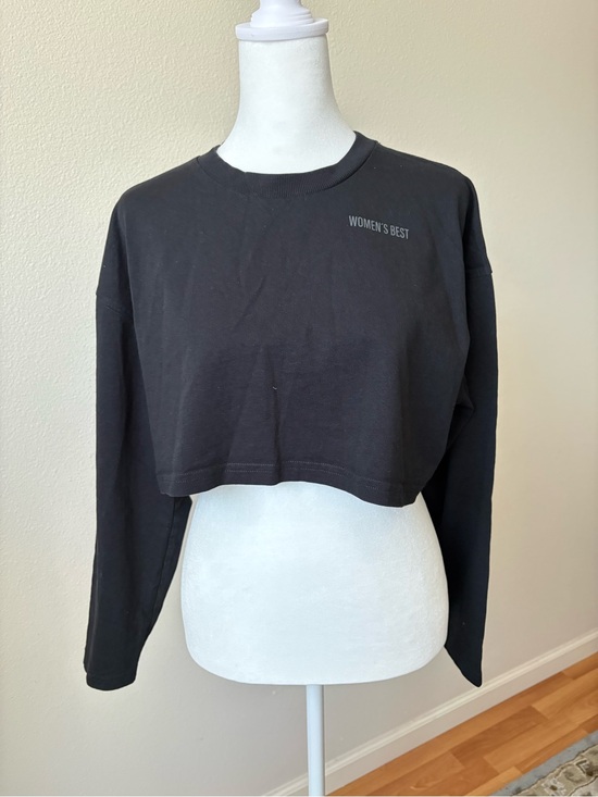 womans best Tops - Women's Best Black Cropped longsleeve Women's S Logo Crew Neck S